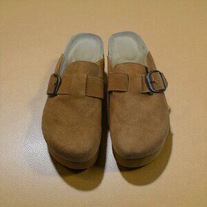 Cushionaire Granola Clog Women’s Size 8